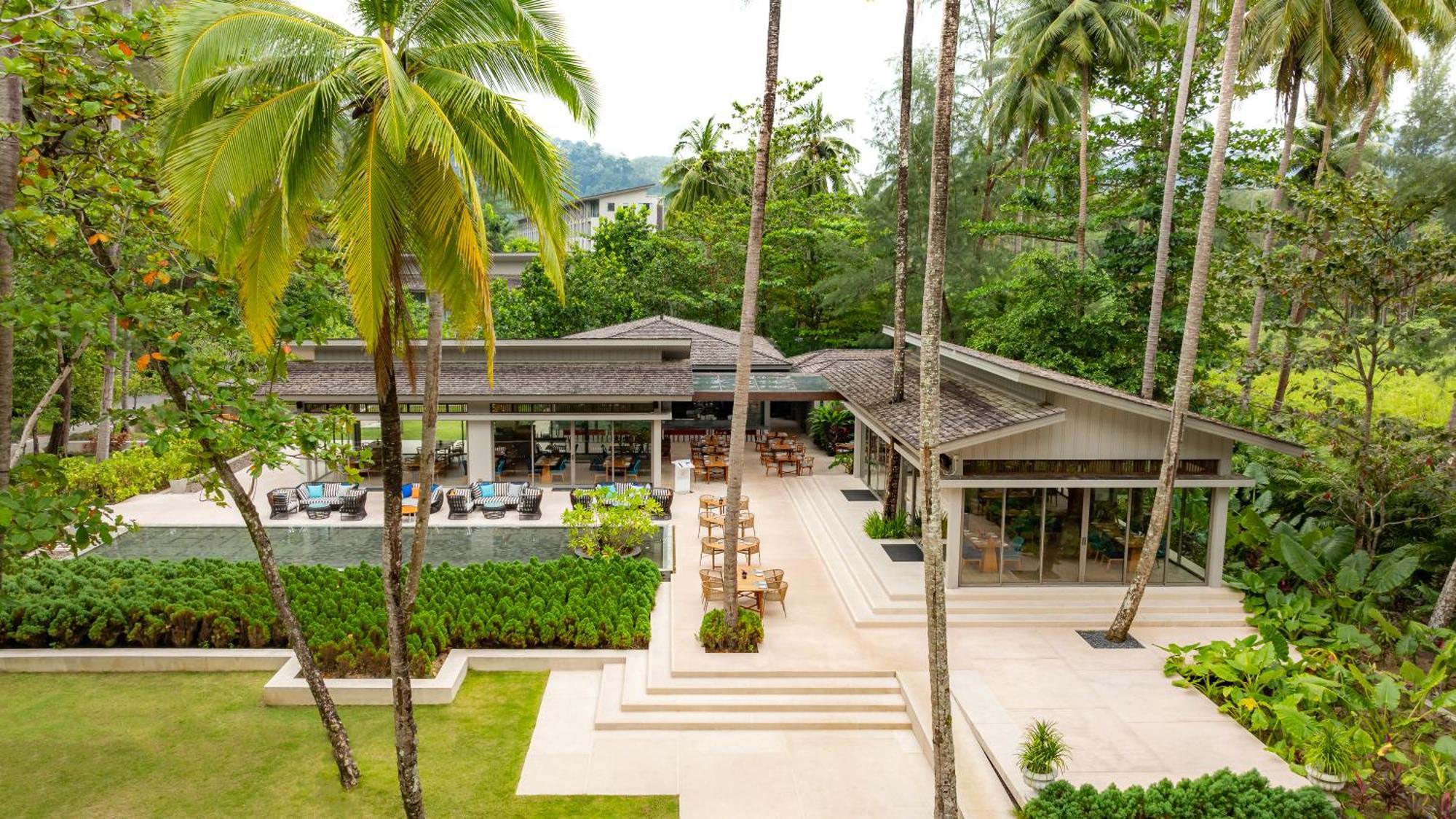 Avani Plus Khao Lak Resort 외부 사진